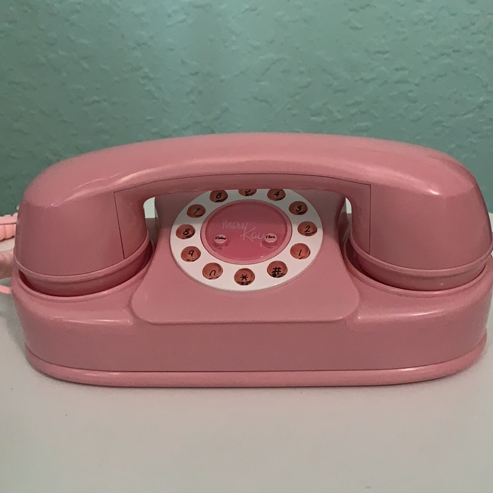 Vintage Mary Kay Princess Pink Phone